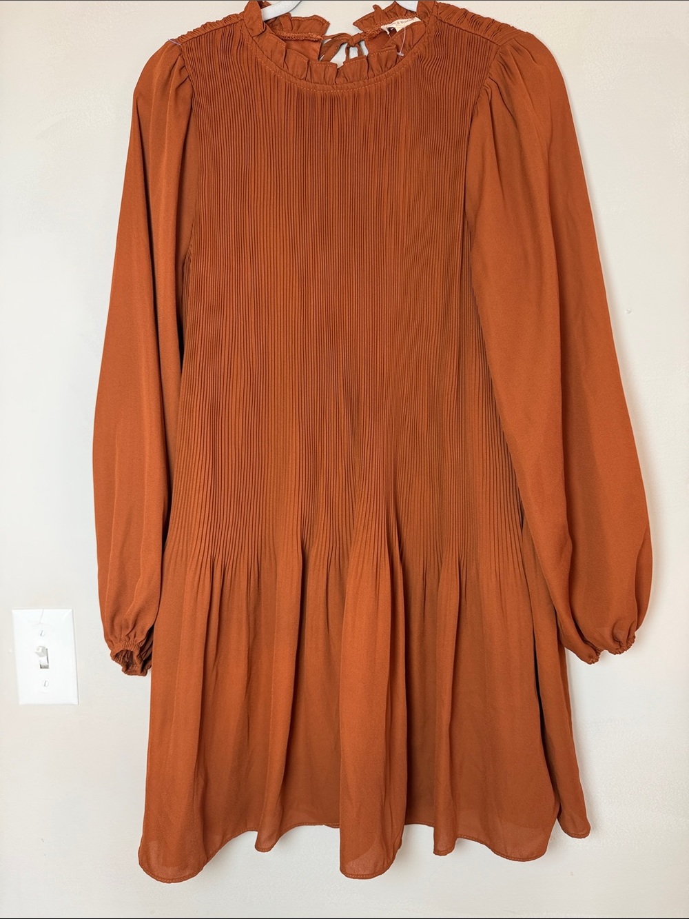 Hem & Thread Burnt Orange Pleated Mini Dress Long Sleeve Ruffle Neck. Small